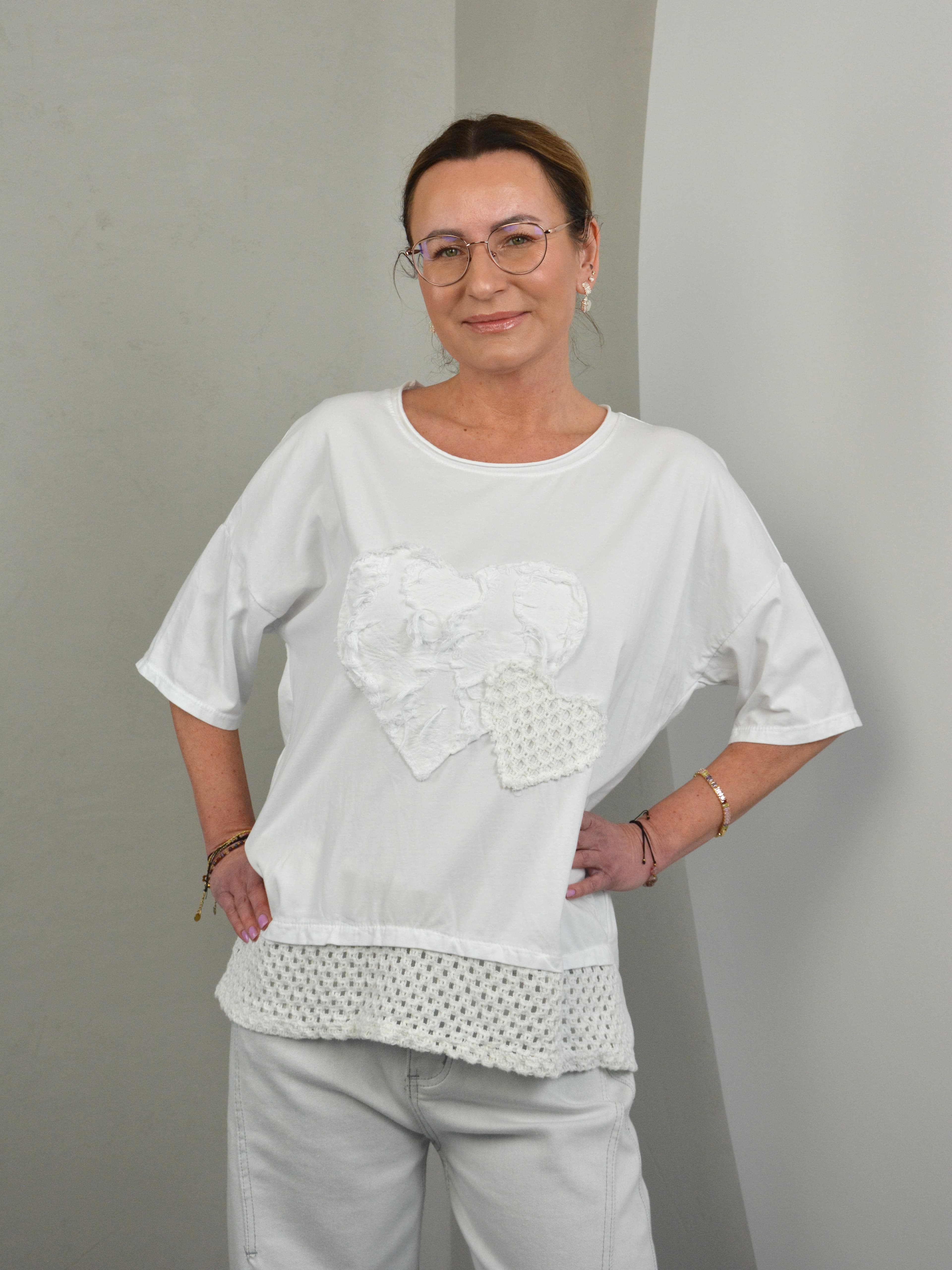 Bluzka z ażurowym dołem