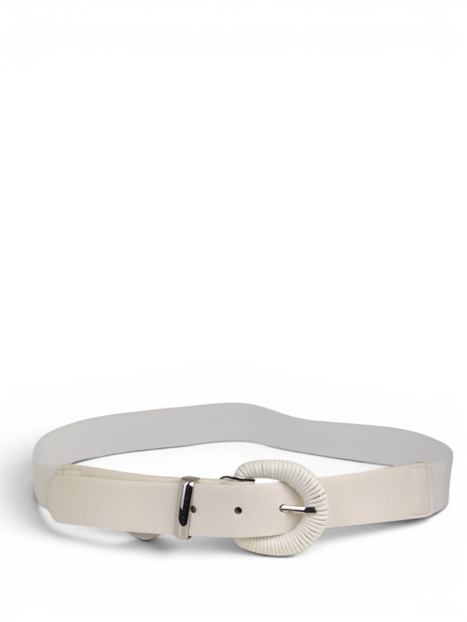 Pasek z owiniętą klamrą