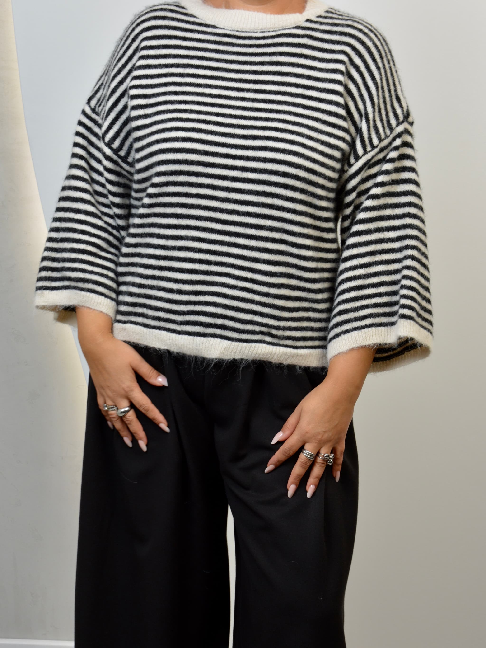 Sweter w paski z dodatkiem wełny i moheru