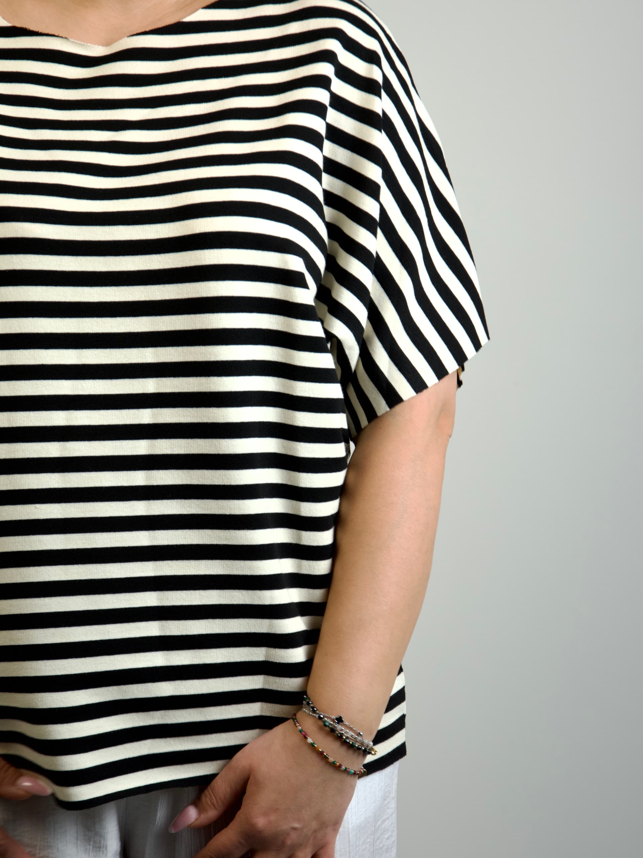 T-shirt w paski