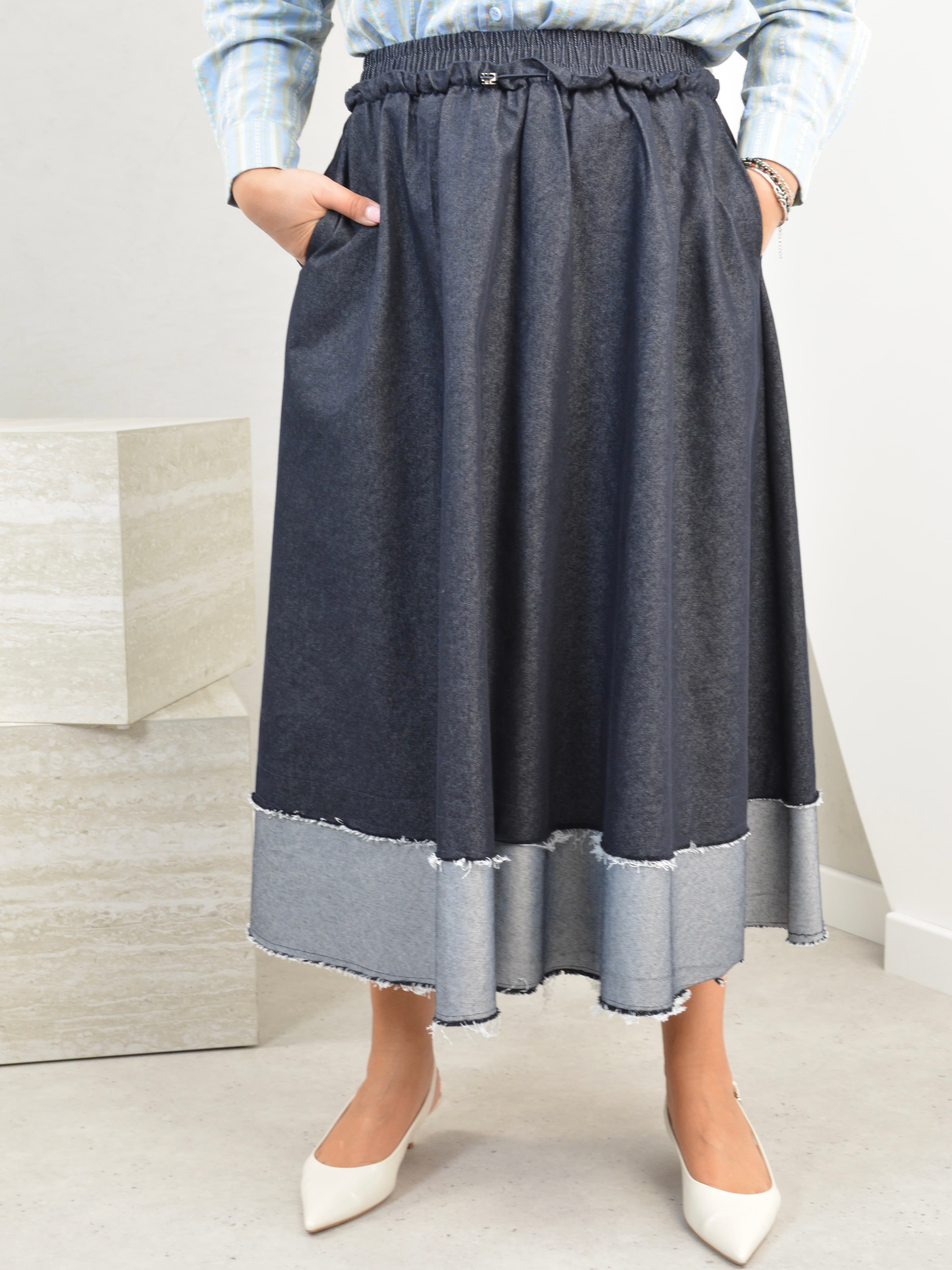 Spódnica z postrzępionym dołem