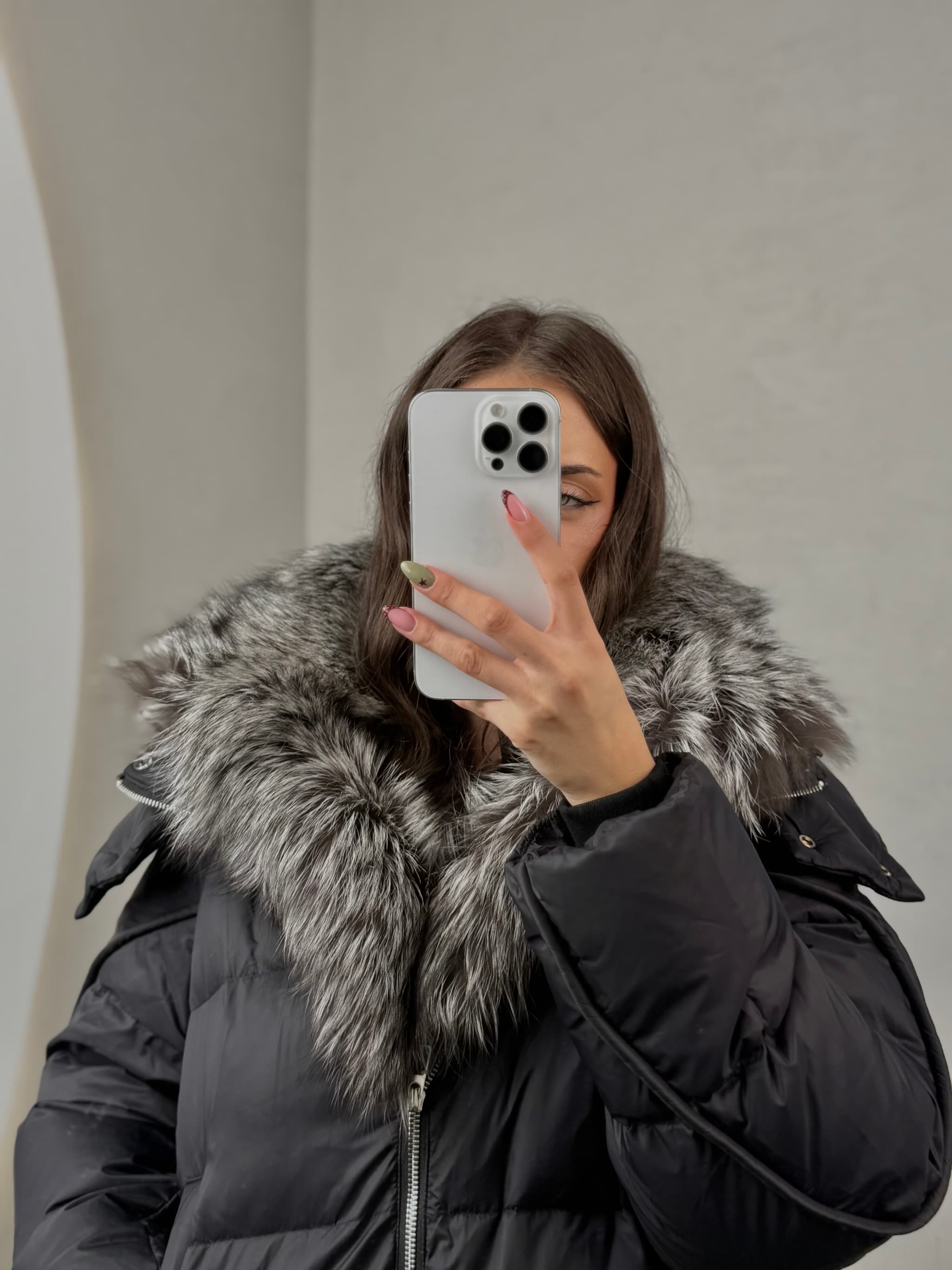 Kurtka z naturalnym wypełnieniem i futrem 8707