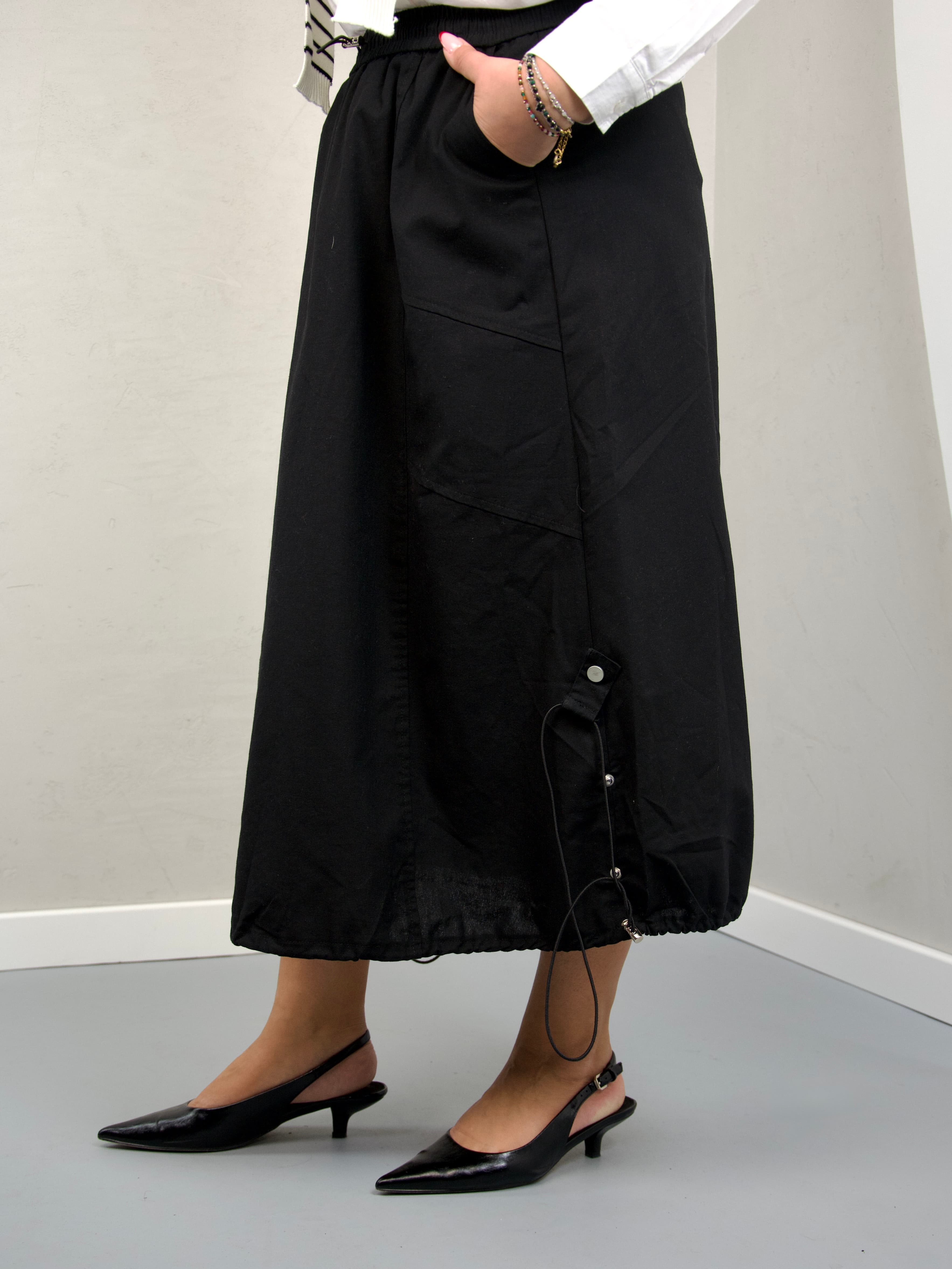 Spódnica ze ściągaczami