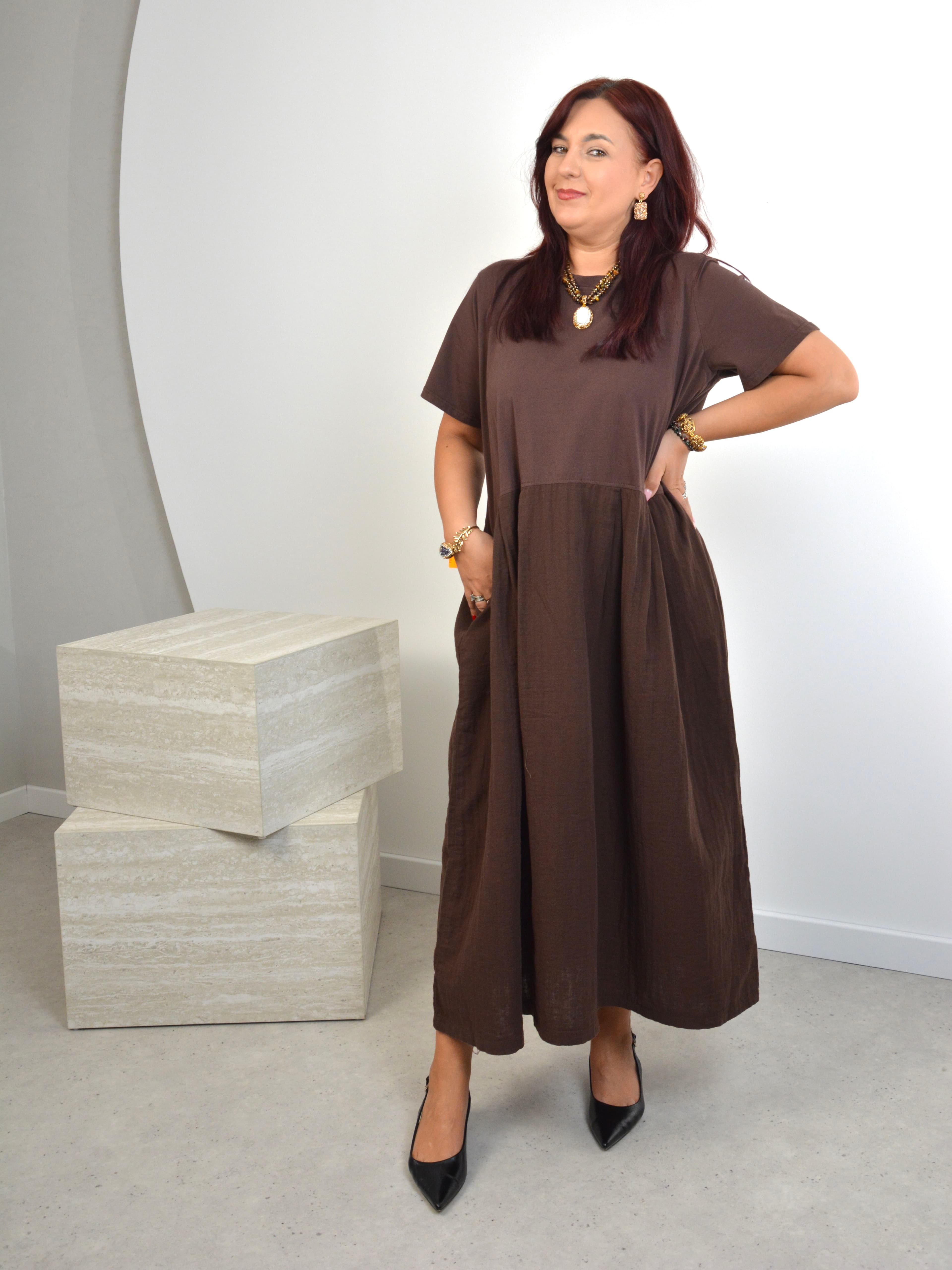 Sukienka z bawełnianym dołem