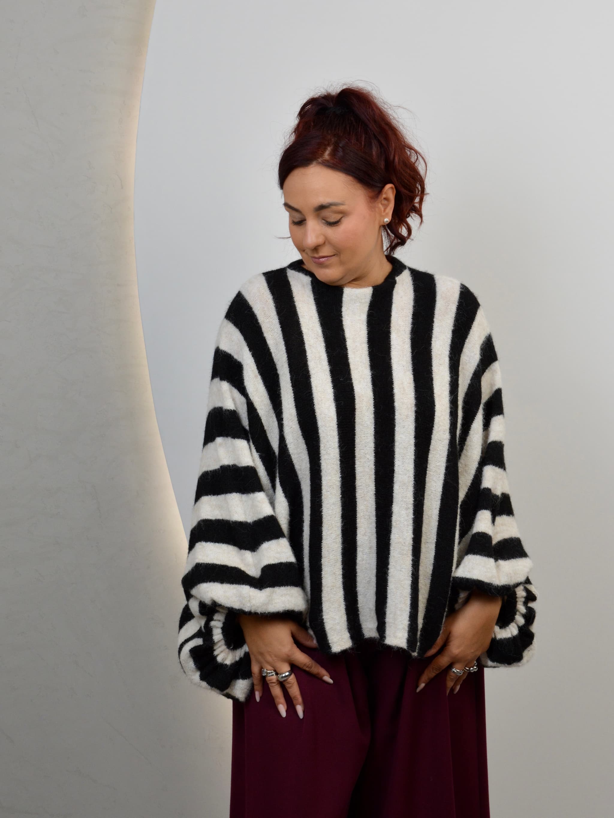 Sweter w paski z dodatkiem wełny