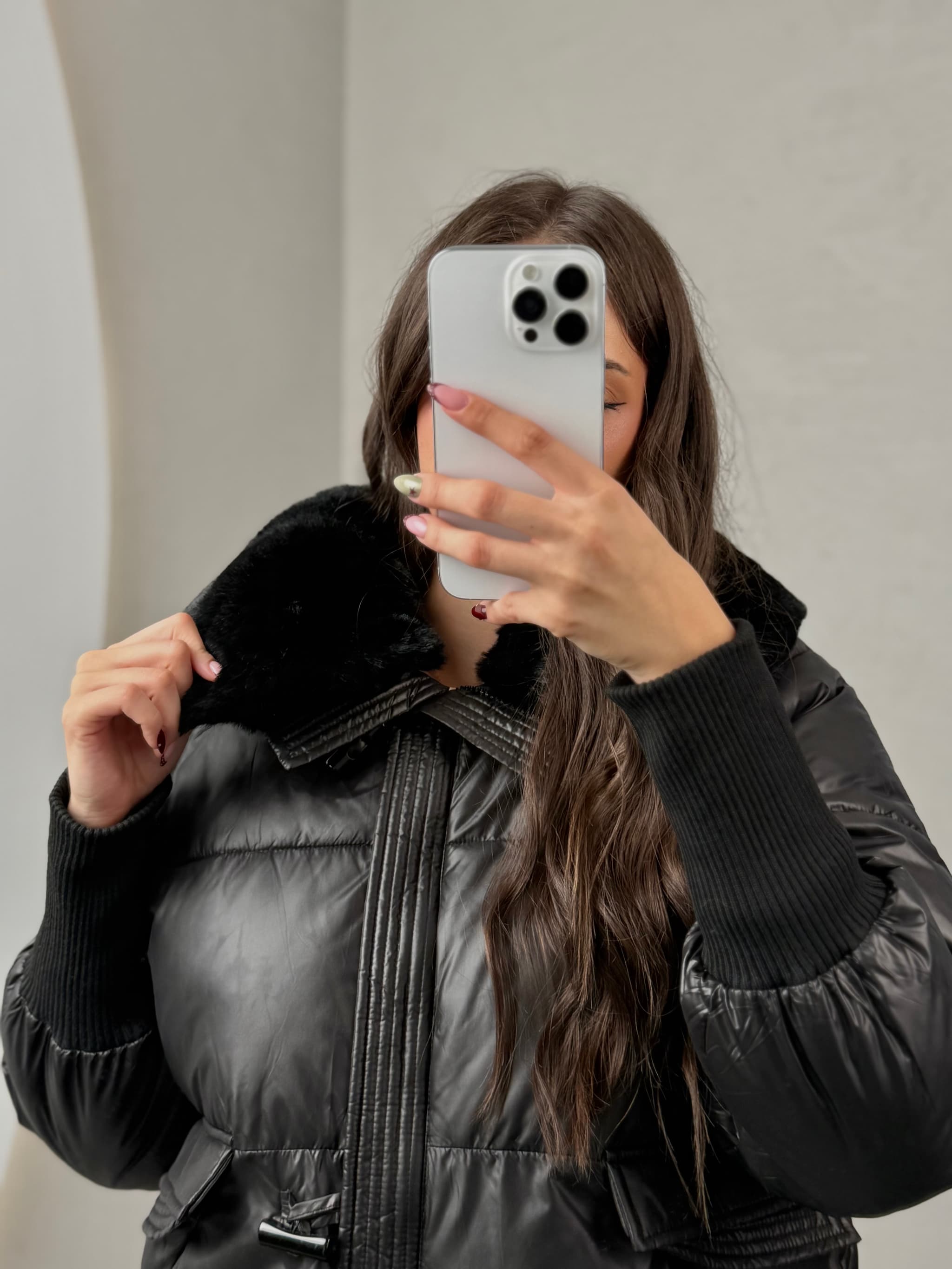 Kurtka z syntetycznym puchem z futerkiem