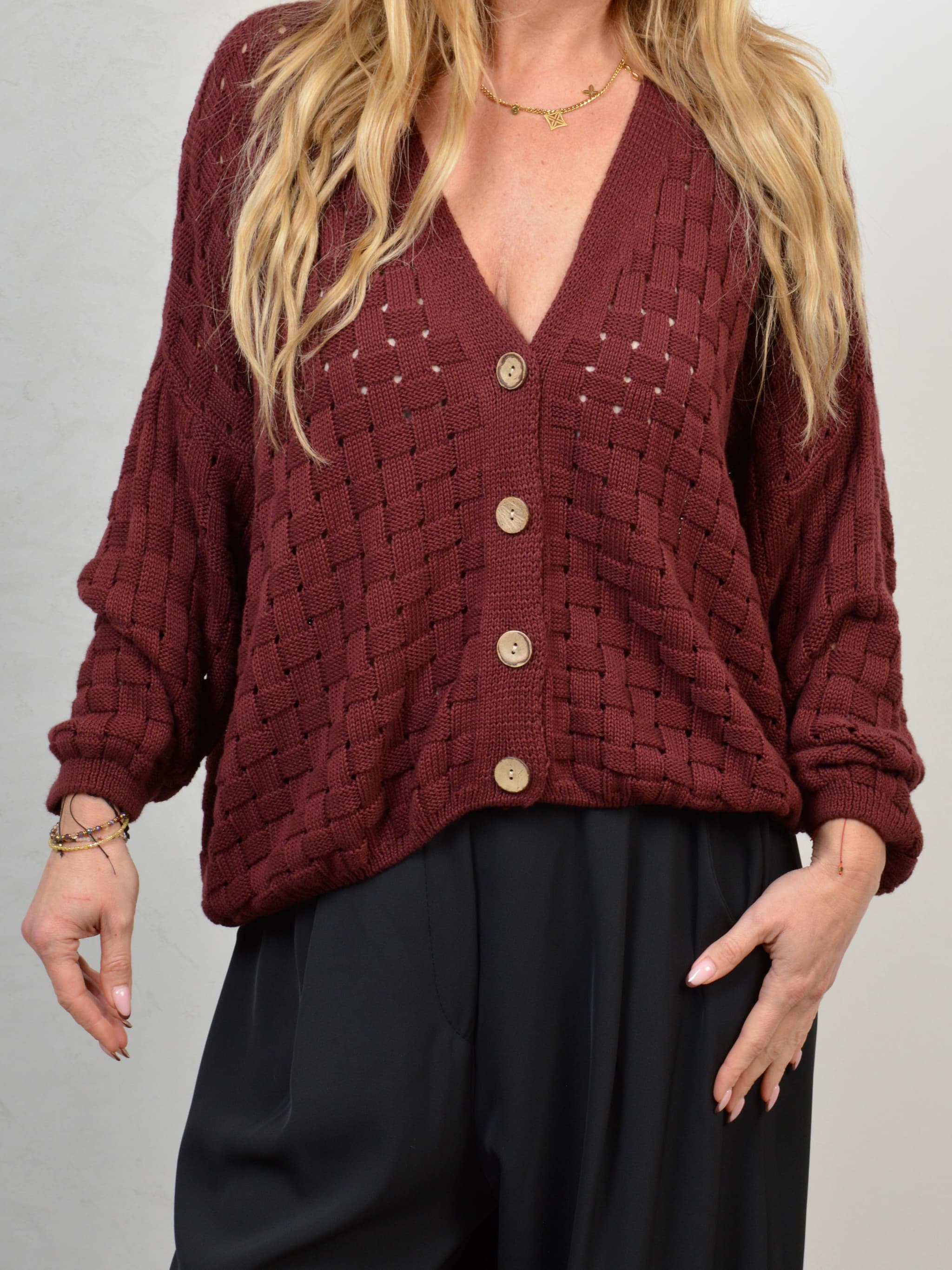 Sweter z bawełny w pleciony wzór